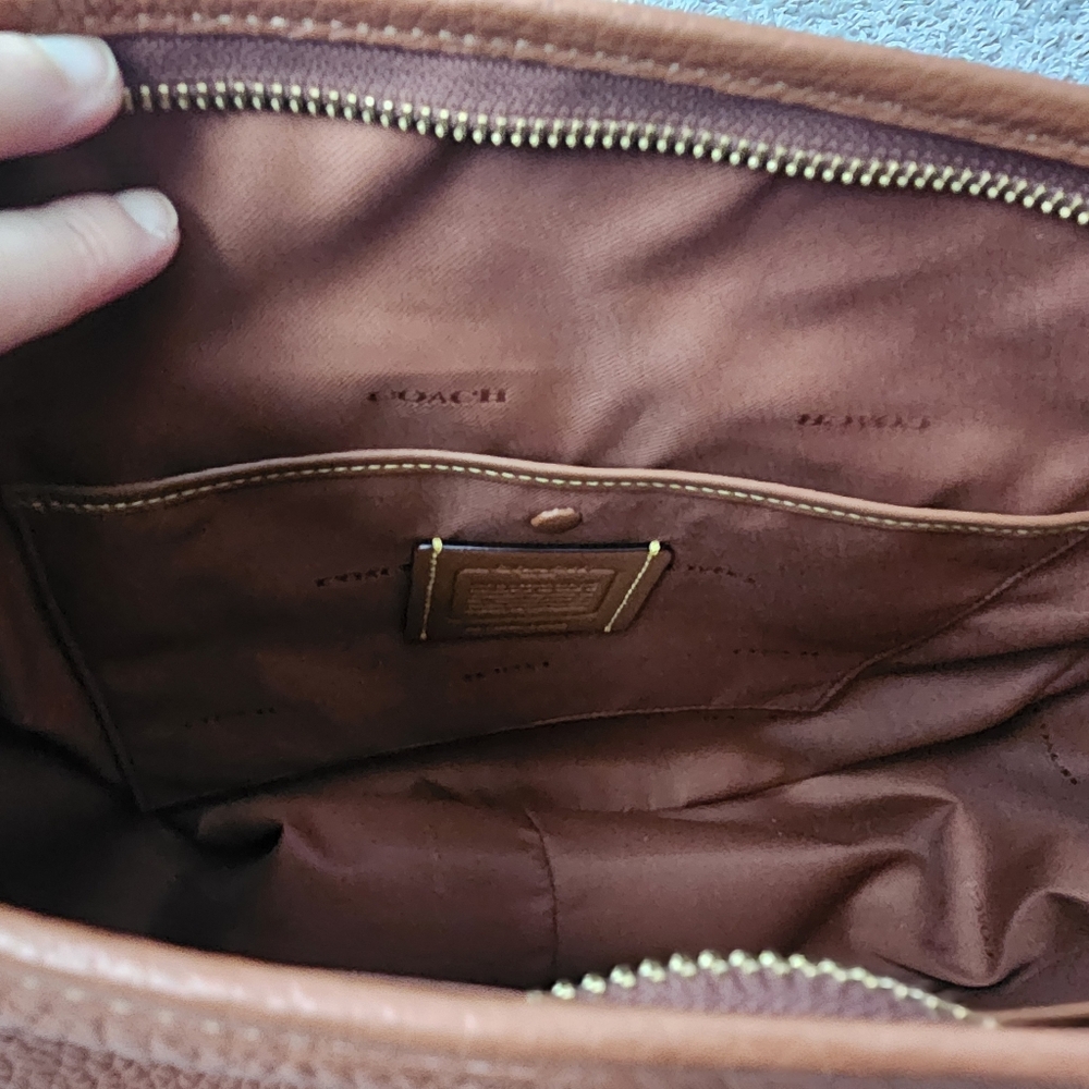 Coach Cary in Saddle. RARE!! Mint Condition! - Picture 7 of 8